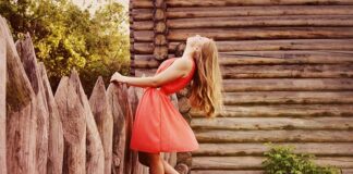 Sukienki maxi czy sukienki mini